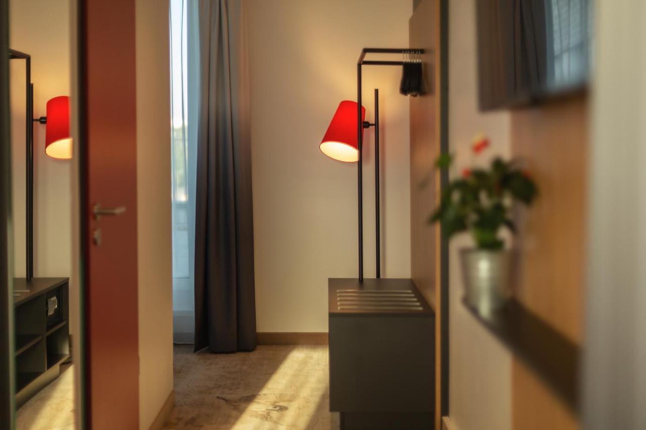 Holiday Inn - The Niu, Sparrow Regensburg By Ihg מראה חיצוני תמונה