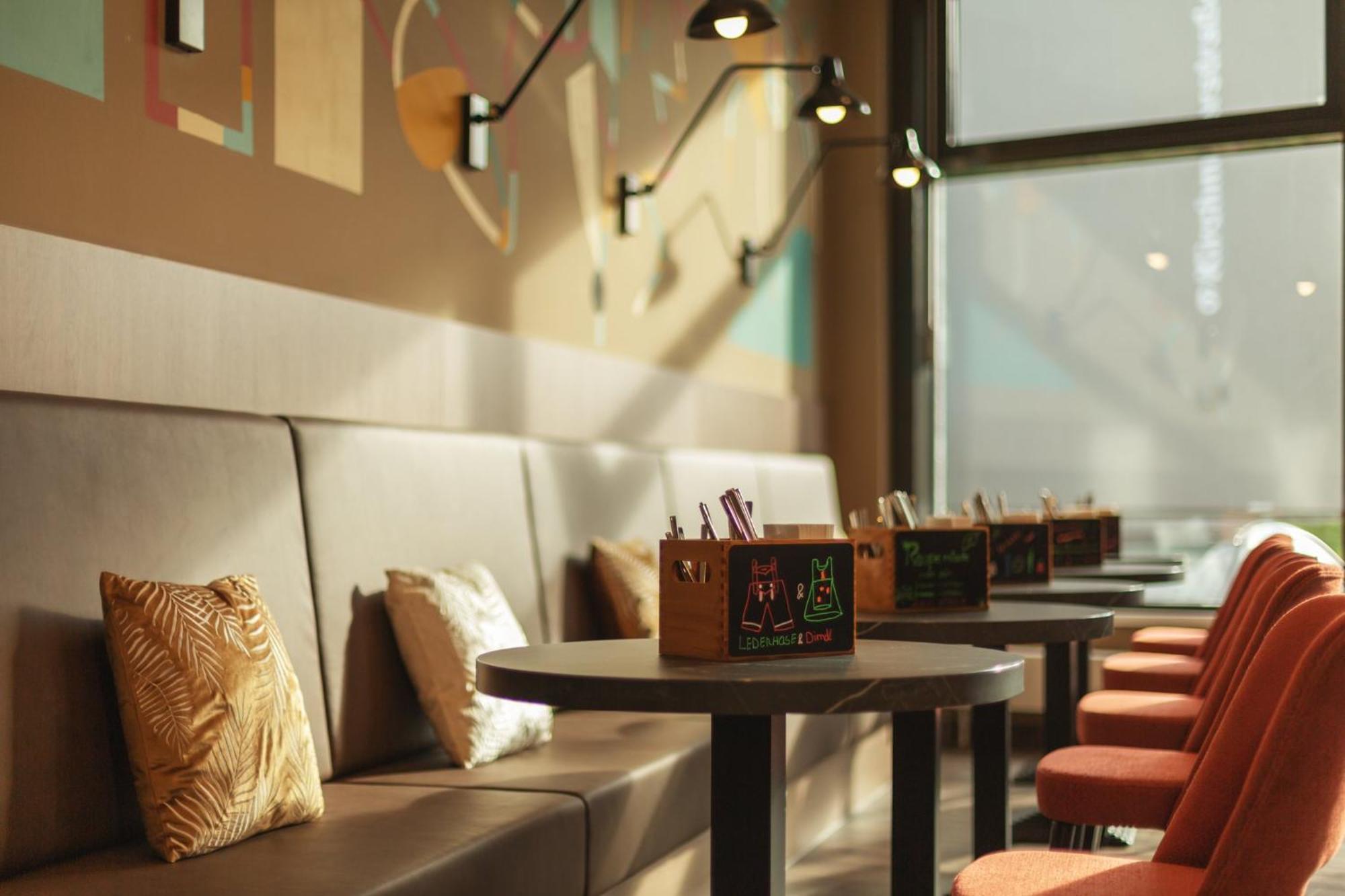 Holiday Inn - The Niu, Sparrow Regensburg By Ihg מראה חיצוני תמונה